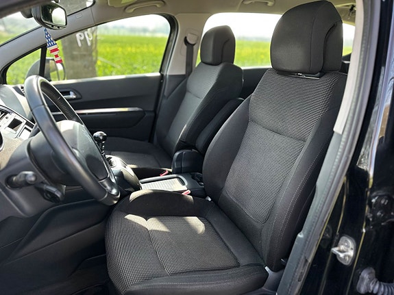 Peugeot 5008 9 of 18