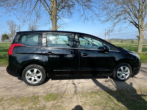 Peugeot 5008 6 of 18