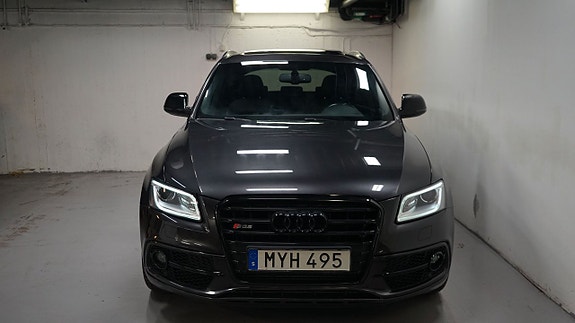 Audi SQ5 2 of 29