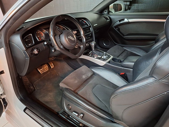 Audi A5 3 of 5