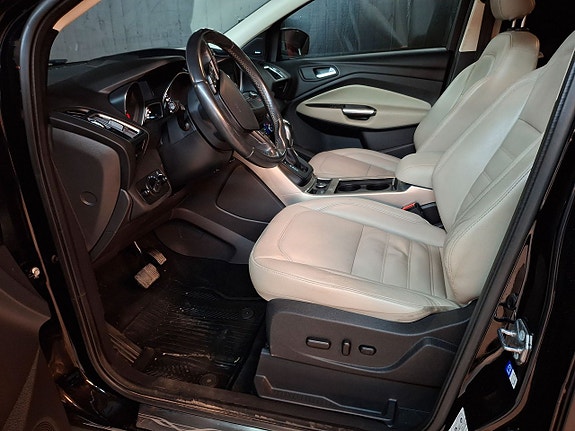 Ford Kuga 8 of 10