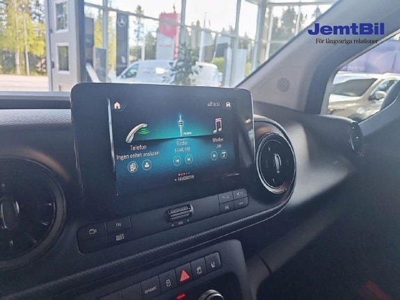Mercedes-Benz eCitan 10 of 13