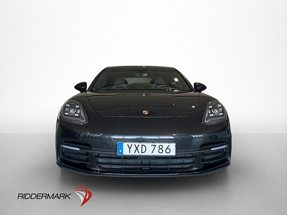 Porsche Panamera 4 2 of 5