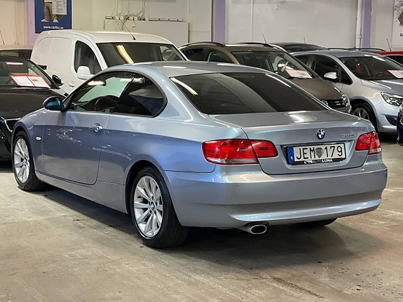 BMW 320 5 of 12