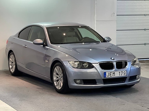 BMW 320 3 of 12
