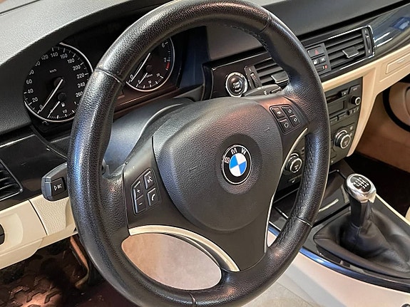 BMW 320 10 of 12