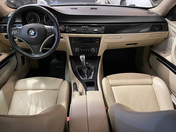 BMW 320 11 of 12