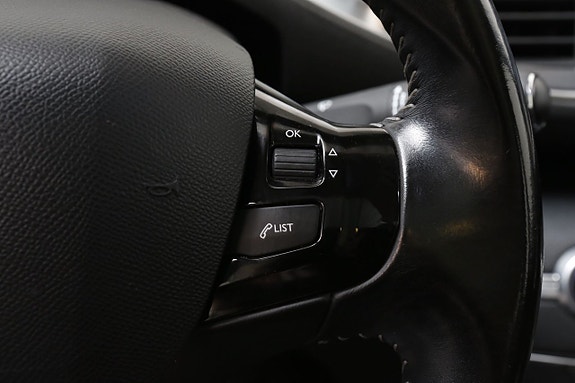Peugeot 308 16 of 23