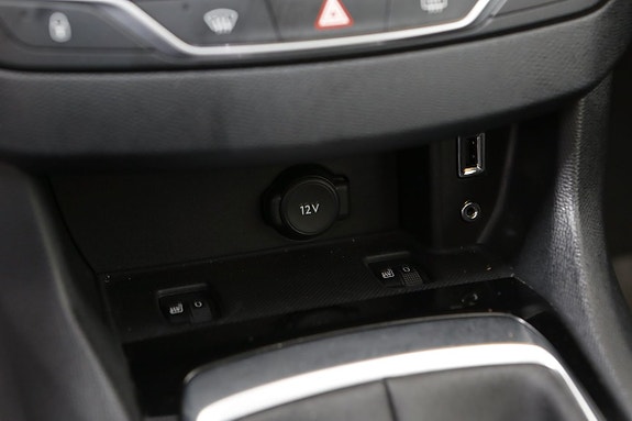 Peugeot 308 19 of 23