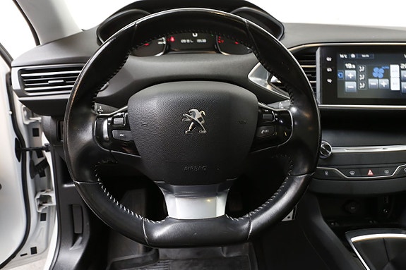 Peugeot 308 15 of 23