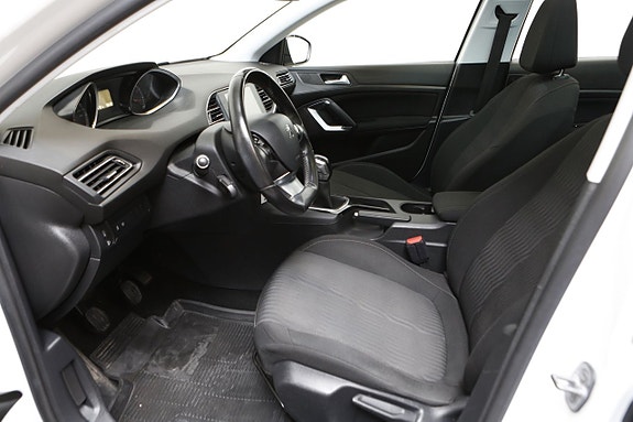 Peugeot 308 8 of 23
