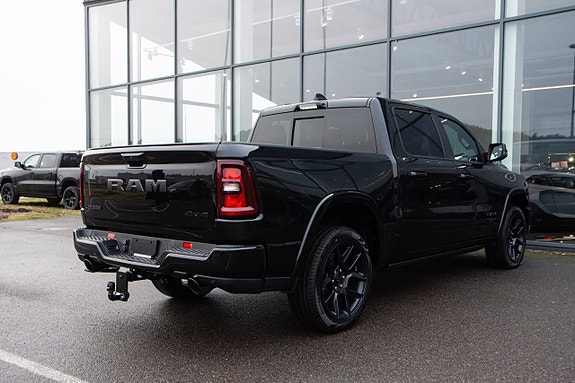 Dodge RAM 1500 5 of 5