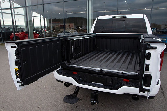 Dodge RAM 1500 10 of 20