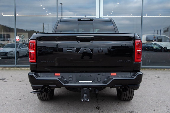 Dodge RAM 1500 6 of 17