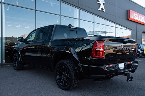 Dodge RAM 1500 7 of 15