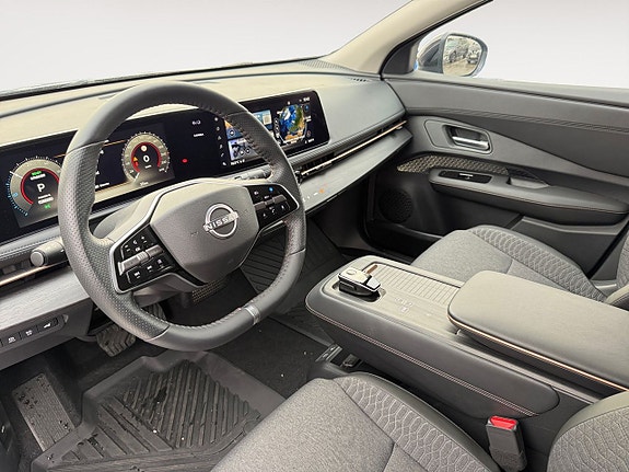 Nissan Ariya 10 of 13