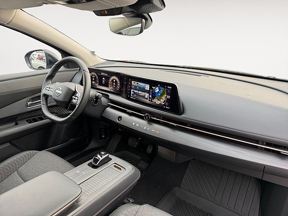 Nissan Ariya 11 of 13