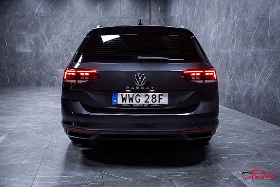 Volkswagen Passat 6 of 26