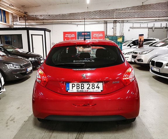 Peugeot 208 6 of 19