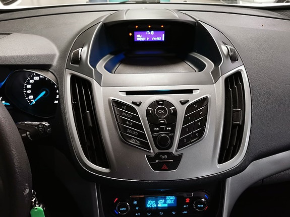 Ford C-Max 17 of 19
