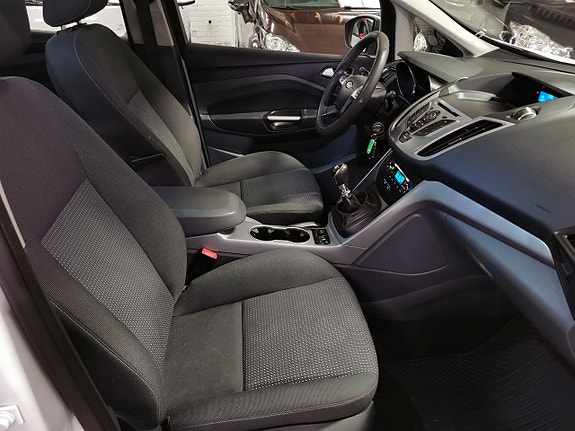 Ford C-Max 10 of 19
