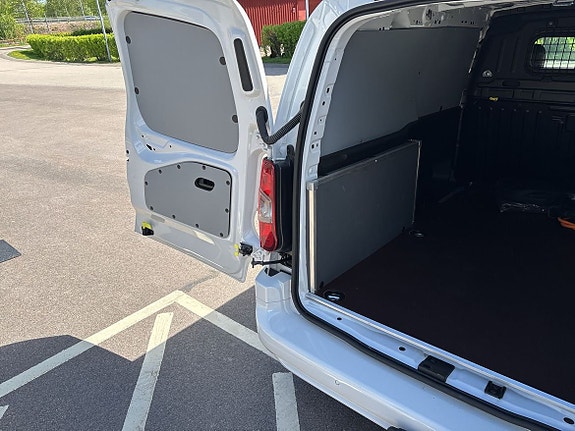 Toyota Proace City 28 of 29