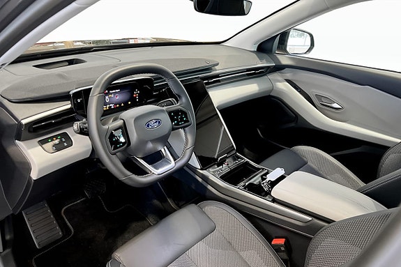Ford Explorer 5 of 5