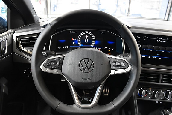 Volkswagen Taigo 11 of 23
