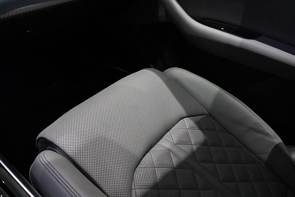 Audi SQ7 26 of 27