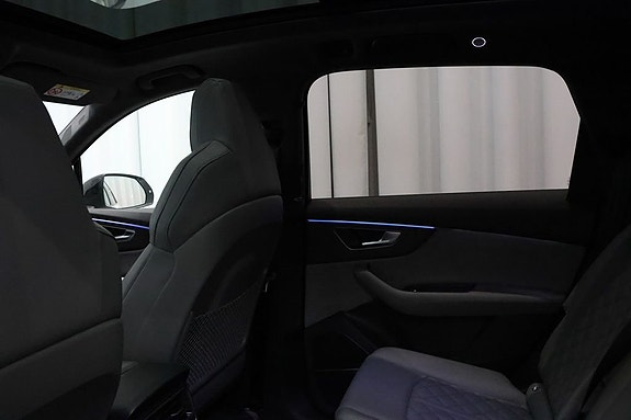 Audi SQ7 12 of 27