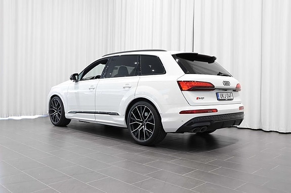 Audi SQ7 3 of 27