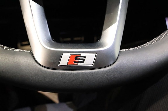 Audi SQ7 16 of 27