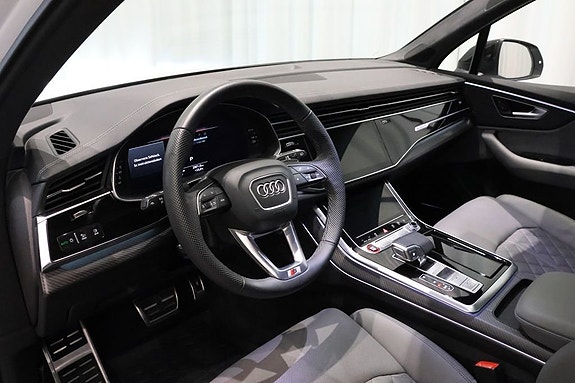 Audi SQ7 13 of 27