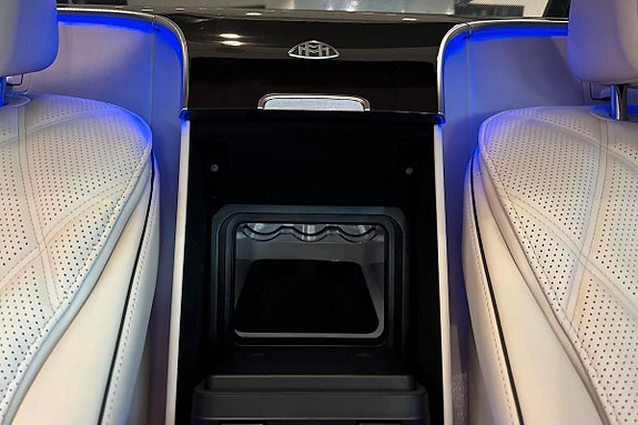 Mercedes-Benz S-Klass 17 of 17