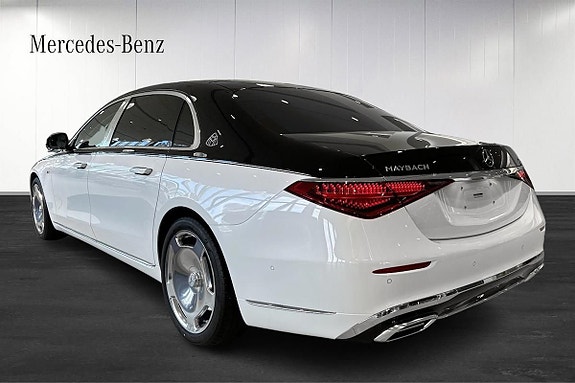 Mercedes-Benz S-Klass 3 of 17