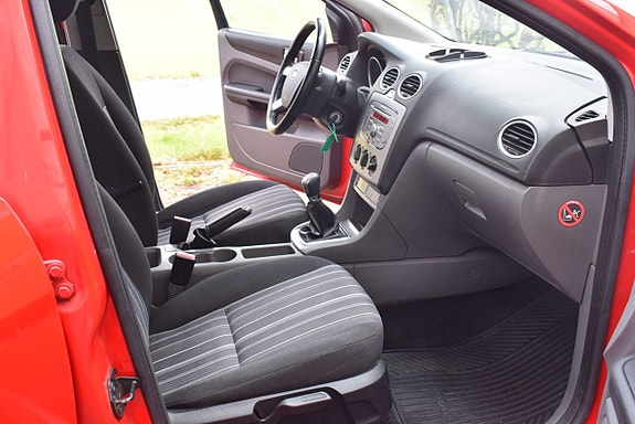 Ford Focus 4 of 5