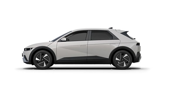 Hyundai Ioniq 5 2 of 6