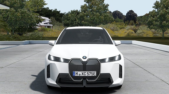 BMW iX 3 of 13