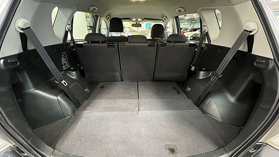 Toyota Verso 12 of 14