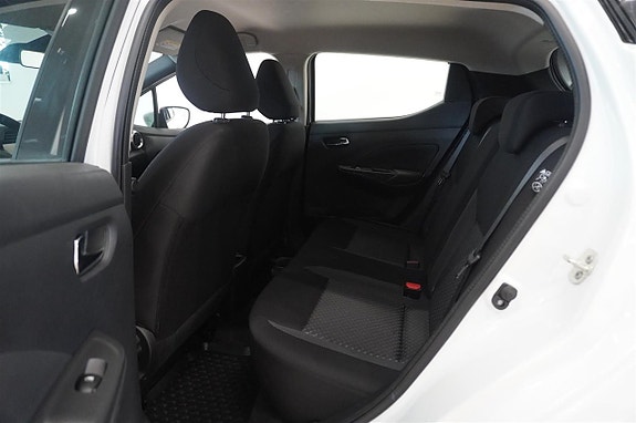Nissan Micra 10 of 20