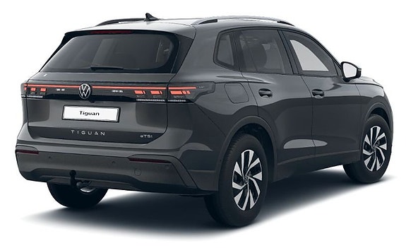 Volkswagen Tiguan 2 of 4