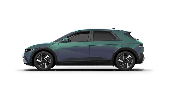 Hyundai Ioniq 5 2 of 6