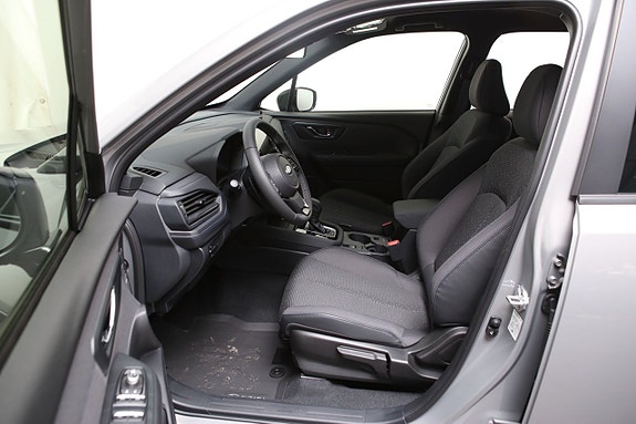 Subaru Forester 5 of 5