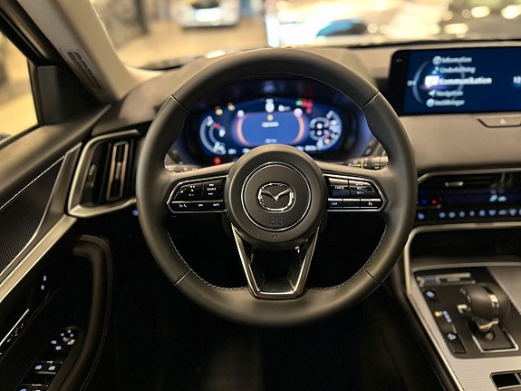 Mazda CX-80 14 of 30