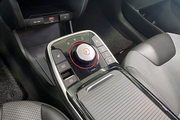 Kia e-Niro 12 of 12