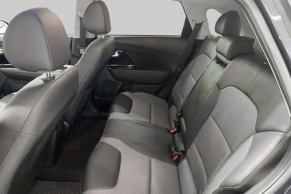 Kia e-Niro 9 of 12
