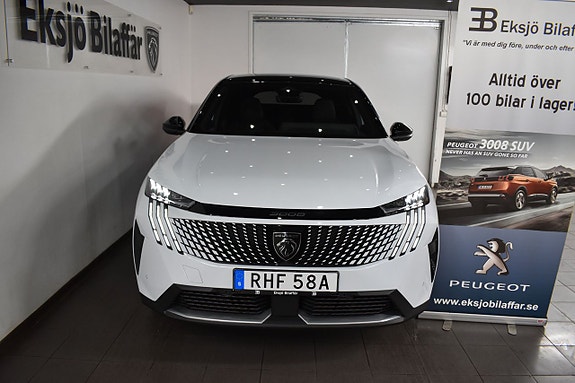 Peugeot 3008 2 of 5