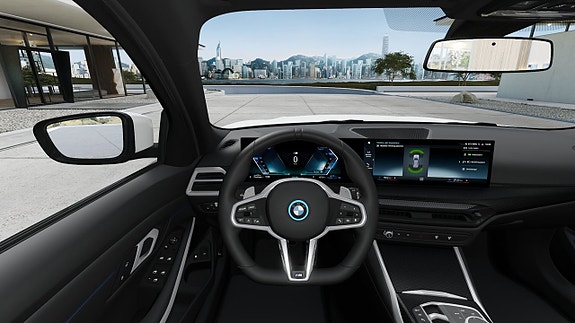 BMW 330e 12 of 13