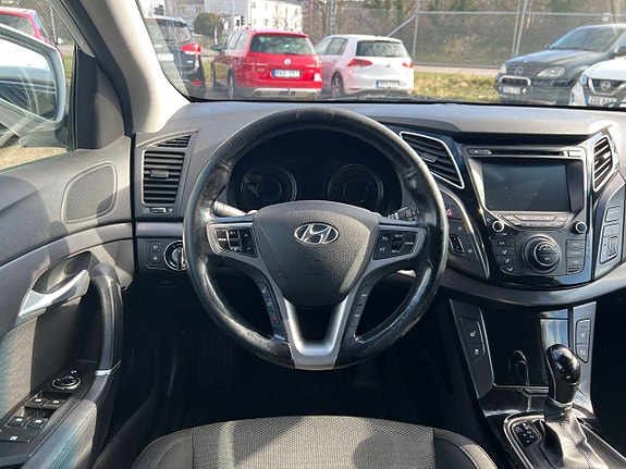 Hyundai i40 10 of 22
