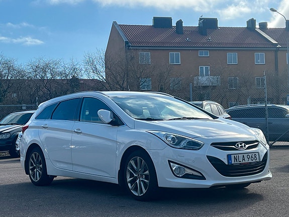 Hyundai i40 2 of 22